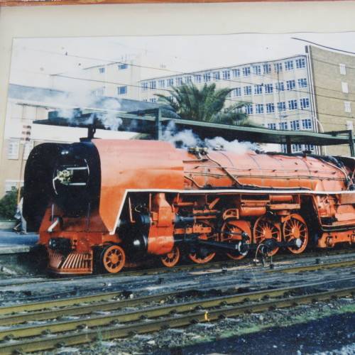 Vintage photo "Die rooi duiwel" locomotive in Kimberley - Framed