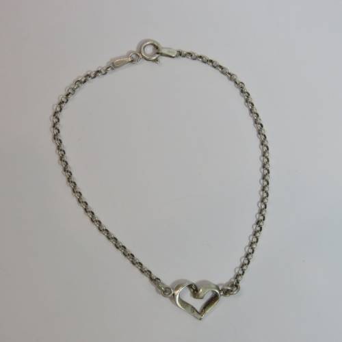 Sterling silver heart bracelet - Weighs 2,1 grams