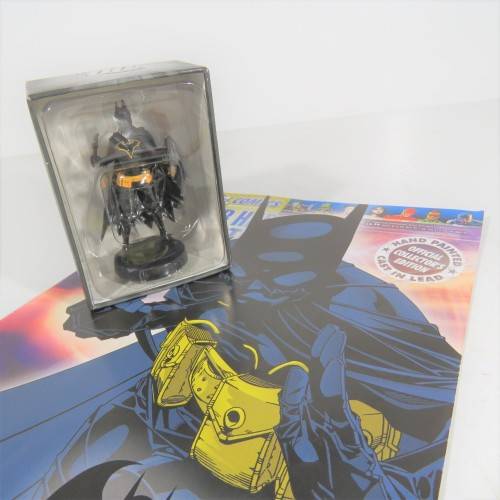 Eaglemoss DC comics Super Hero collection #37 Batgirl figurine with magazine