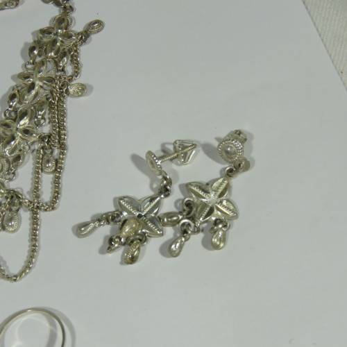 Low grade silver necklace with matching earring