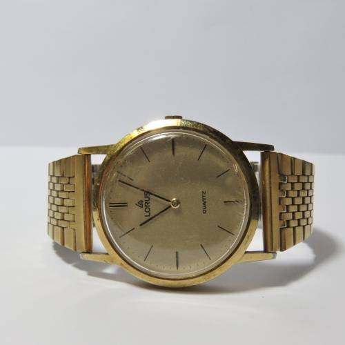 Vintage Lorus Quartz mens watch - Working