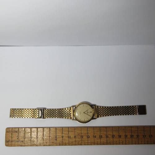 Vintage Lorus Quartz mens watch - Working