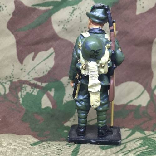 DelPrado 1940 Italy sergeant of Alpini lead soldier
