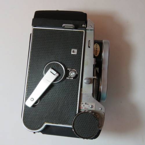 Vintage Mamiya C3 Professional twin lens reflex camera with 80mm 1:2.8 lens