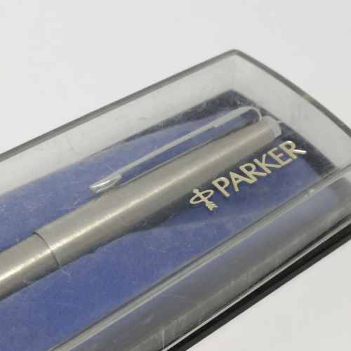 1976 SADF Border Duty Christmas parker pen - Presented by the SADF Fund