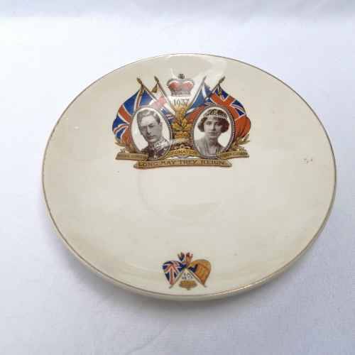 1937 King George VI coronation cup and saucer - Bergess ware