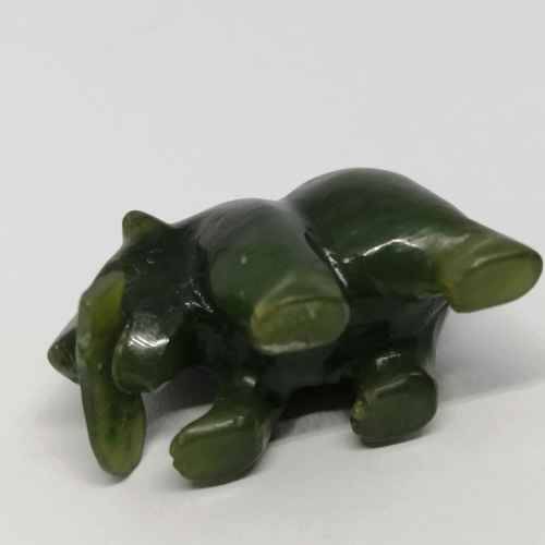 Vintage Jade grizzly bear with fish figurine