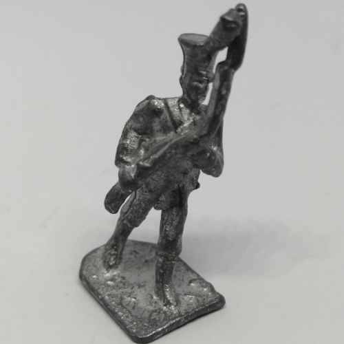 Lot of 4 Vintage lead soldiers