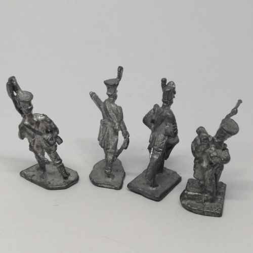 Lot of 4 Vintage lead soldiers