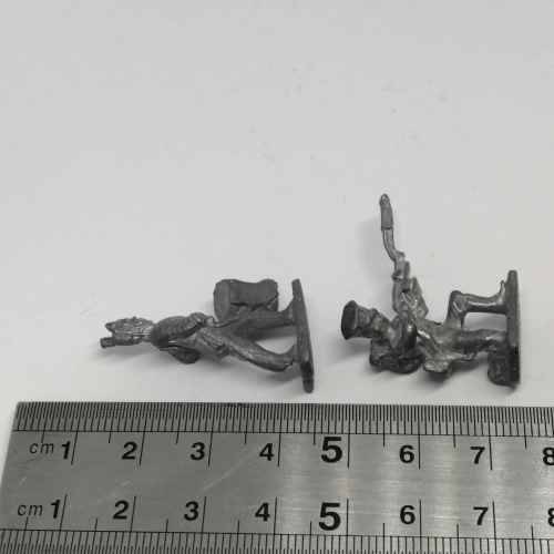 Lot of 4 Vintage lead soldiers