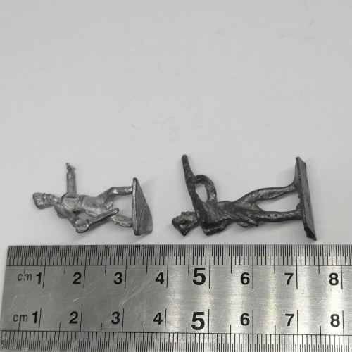 Lot of 4 Vintage lead soldiers