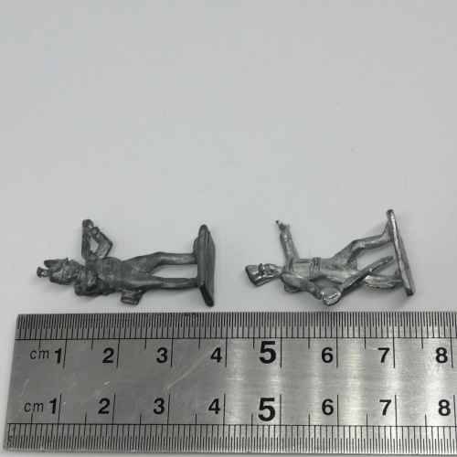 Lot of 4 Vintage lead soldiers