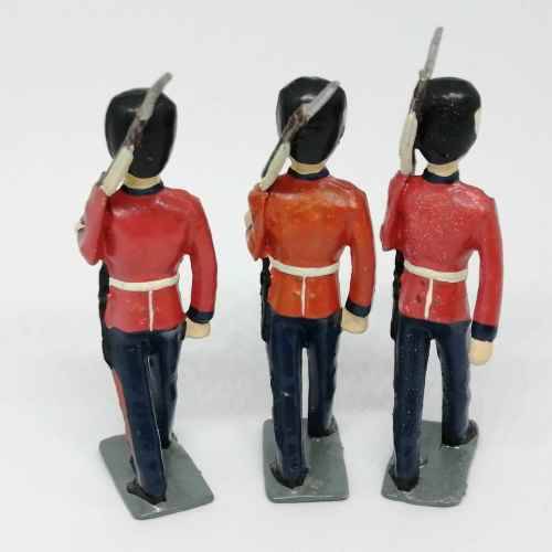 Lot of 3 Vintage British foot guards lead soldiers