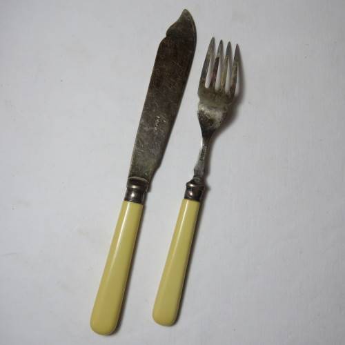 EPNS 12 piece vintage fish cutlery set - In original box