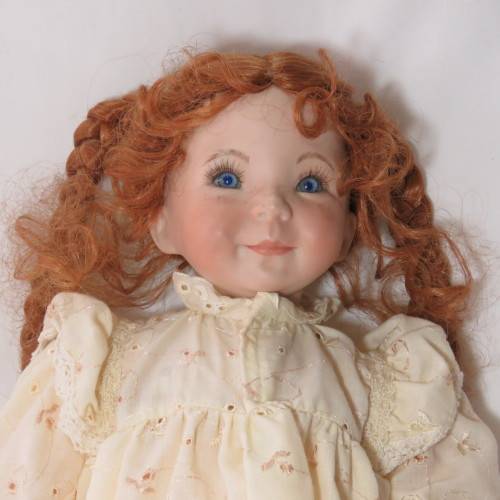 Berdine doll 29/6/1995 Life like features - 51 cm High