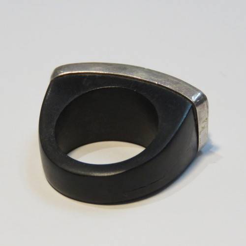 Vintage sterling silver & Ebony mens/womens ring with amethyst - Size R