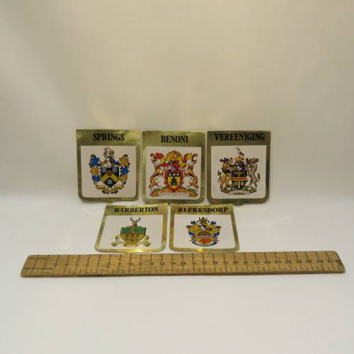 Lot of 5 vintage caravan Town Emblem stickers - Unused