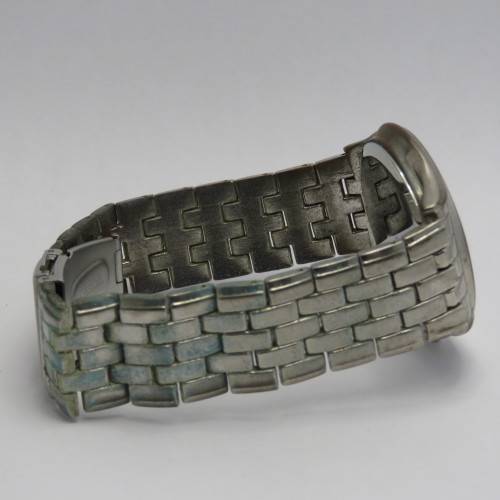 Honey Man Quartz watch - Some corrosion on strap - Working