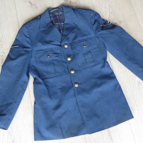 SA Air Force Lance Corporal Tunic - Left shoulder button incorrect