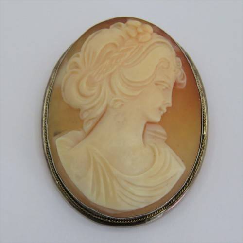 Italian 800 silver cameo brooch/pendant
