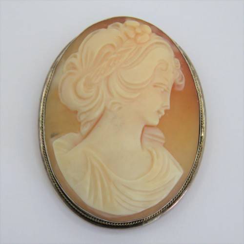 Italian 800 silver cameo brooch/pendant