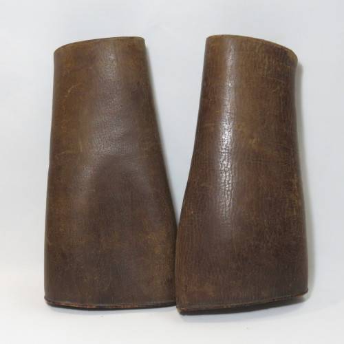 WW1 British Army Officer leather puttees