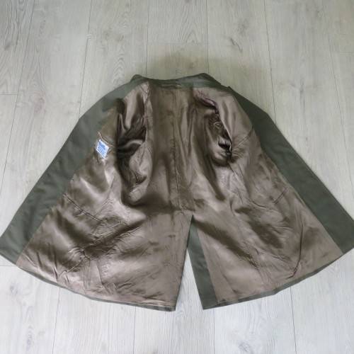 SADF Step Out tunic - Total back length 81 cm - Armpit to armpit 54 cm - Armpit to cuff 45 cm