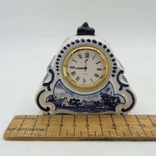 Vintage Delft mini porcelain quartz clock