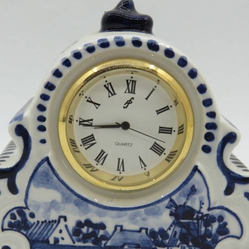Vintage Delft mini porcelain quartz clock