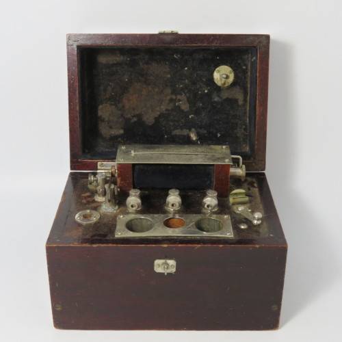 Antique Berec electrical shock therapy machine - some parts missing