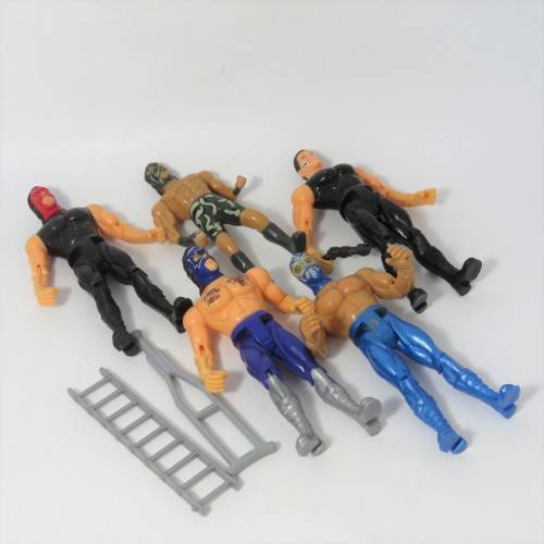 Lot of 5 plastic wrestling figurines