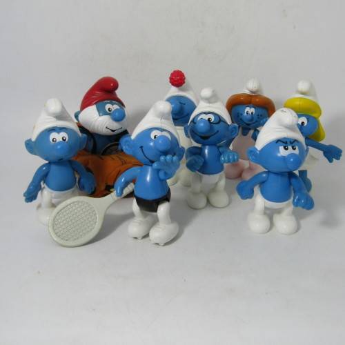 Lot of 8 McDonalds Peyo Smurfs