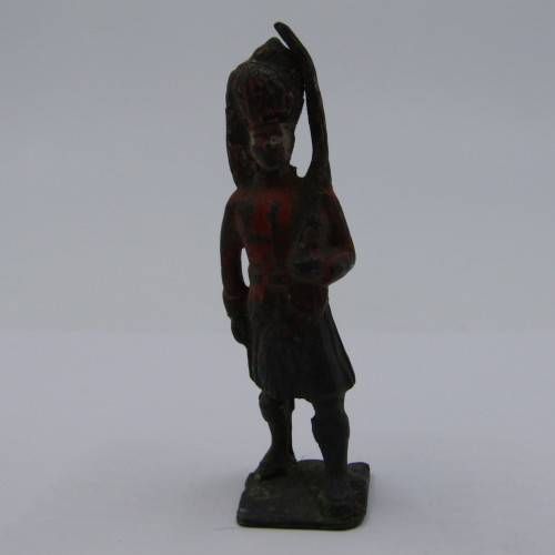 Vintage British lead soldier - 6cm