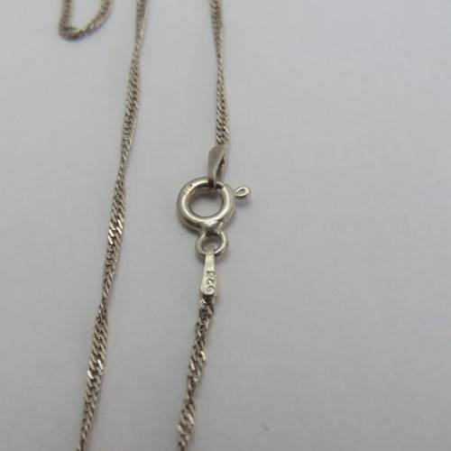 Sterling silver thin necklace - Weighs 1,5 g - Length 45 cm