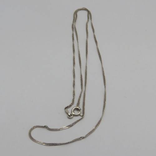Sterling silver thin necklace - Weighs 1,5 g - Length 45 cm