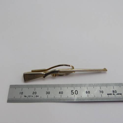 Vintage Stratton rifle tie clip