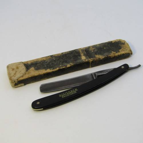 Bismarck vintage razor in well used box