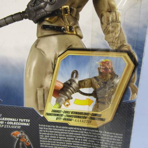 Mattel Batman Dark Knight Fear Shot figurine - pack is damaged