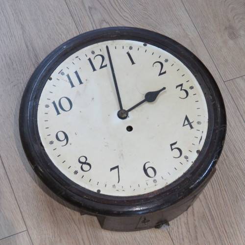 Antique Station clock for spares - Not working - Clock 38 x 38 cm - Face 30,5 x 30,5 cm