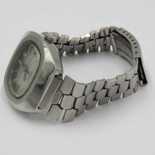 Vintage Nivada F77 Automatic mens watch with date - Working