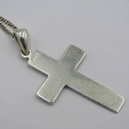 Sterling silver necklace with cross pendant - Weighs 7,0 grams - Length 50 cm