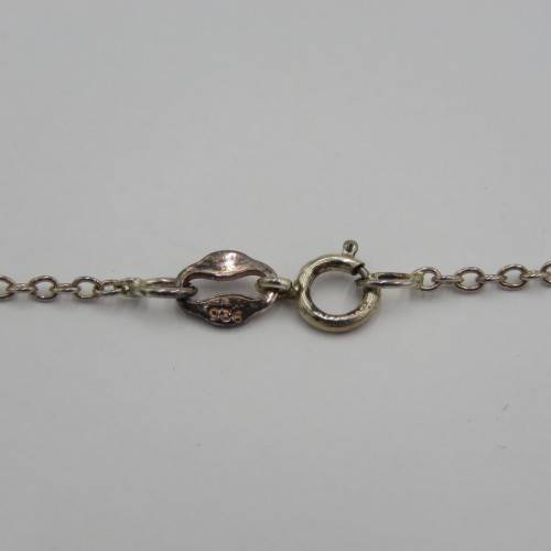Sterling silver necklace and pendant with very small diamond - Weighs 2,1 grams - Length 46 cm