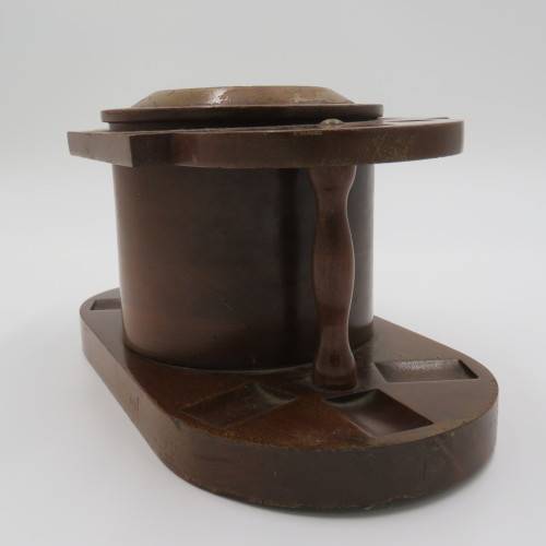 Vintage wooden humidor with stand for 6 smoking pipes