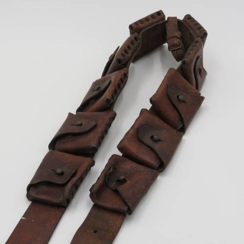 Boer War 10 Pocket / 50 rounds leather .303 ammo bandolier - Length 128 cm