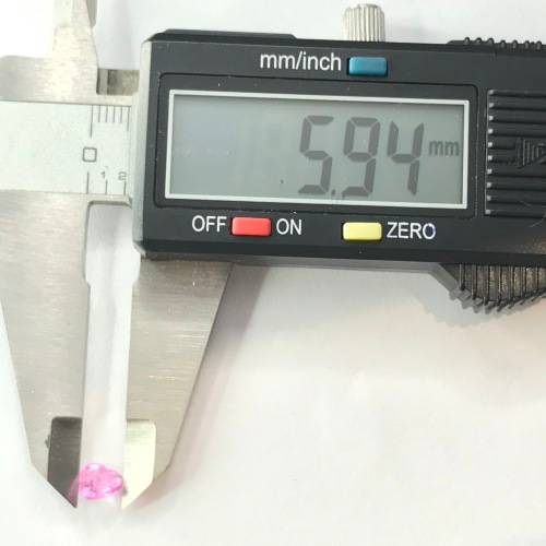 Tanzanite look-alike cubic zirconia 1,75 carat - princess cut - @ CRAZY R1 START