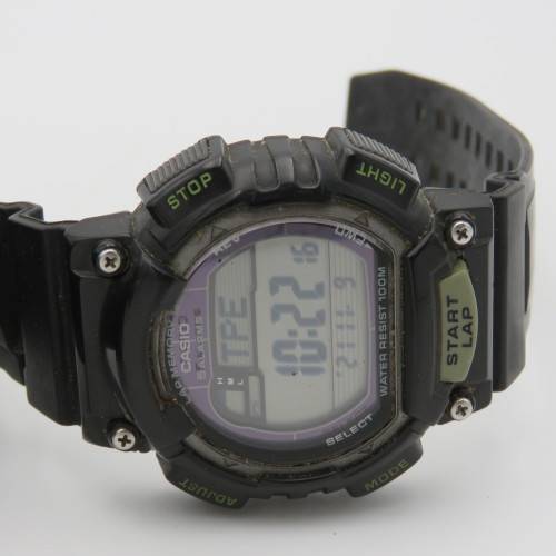 Lot of 3 mens digital watches with some faults - Working