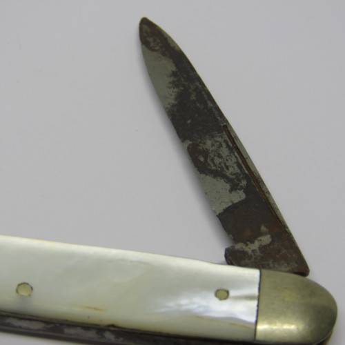 Vintage J. Fenton and Sons Sheffield 2 blade pocket knife with mother of pearl handle