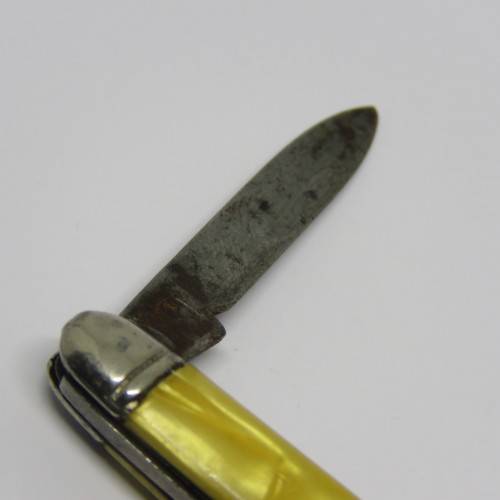 Vintage Richards mini keychain pocket knife - No key ring