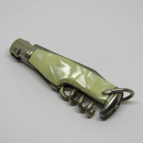 Vintage Richards bottle shaped corkscrew pocket knife keychain