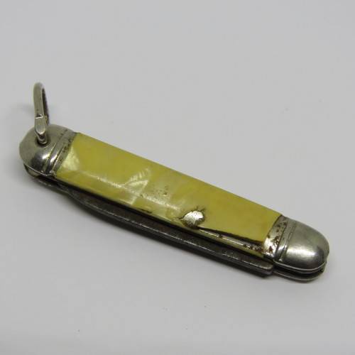Vintage Richards mini keychain pocket knife